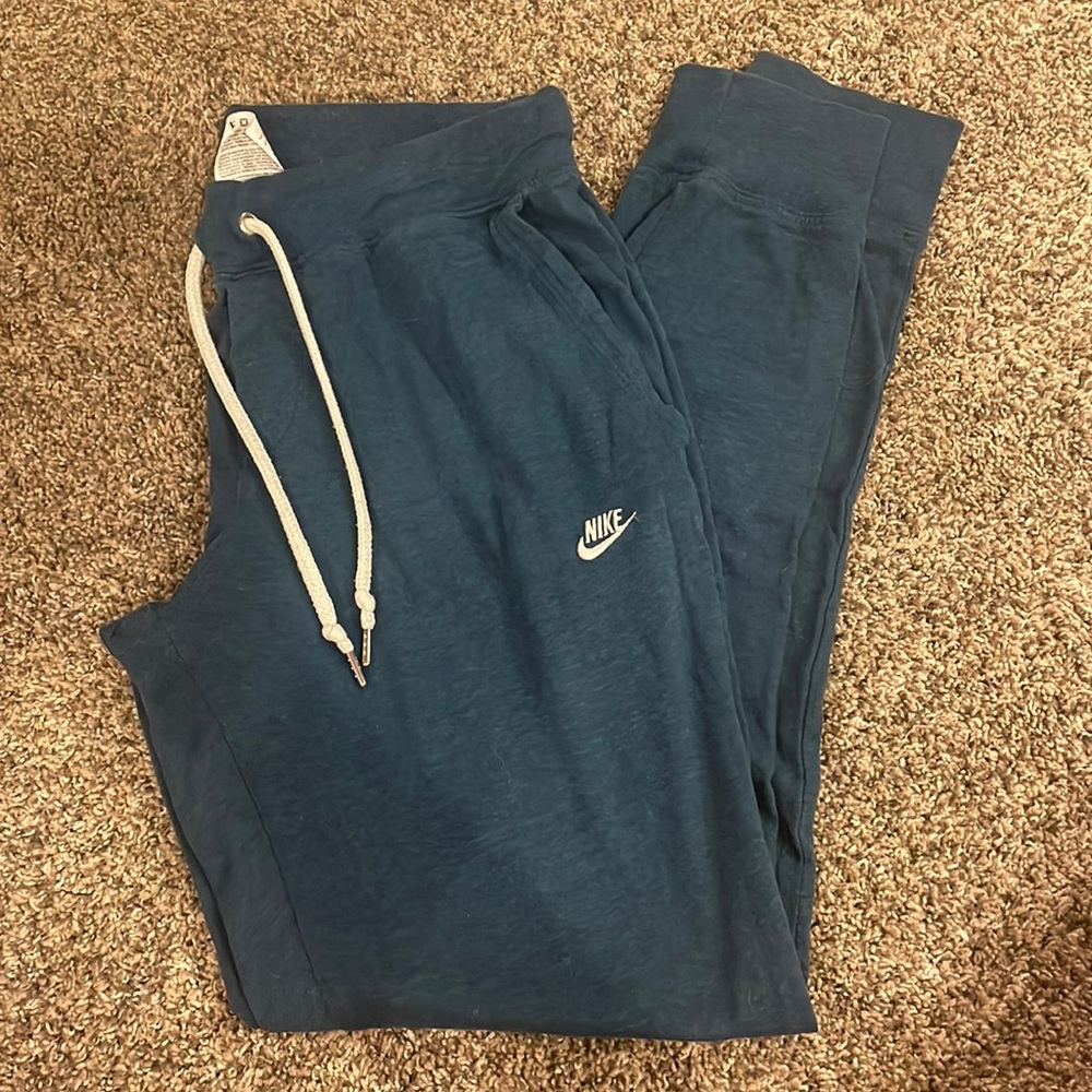 Nike joggers